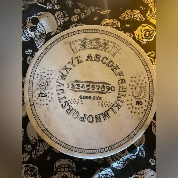 EUC Gothic Ouija Spirit Board Marble Cake/Dessert/Cheese Footed Serving Platter - Picture 3 of 11